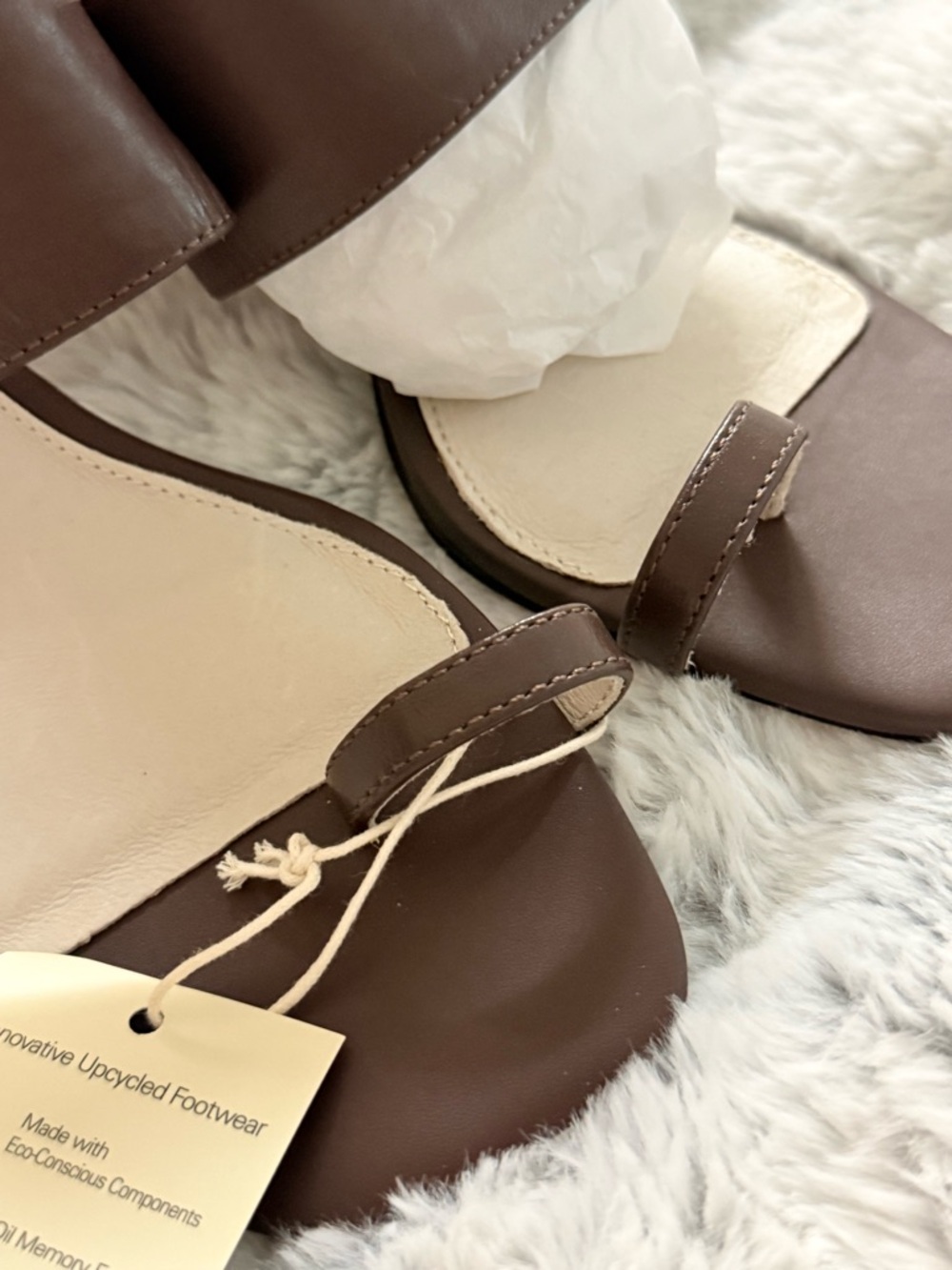 Sanctuary Bold Leather Toe Loop Block Heel Sandals - Picture 2 of 7